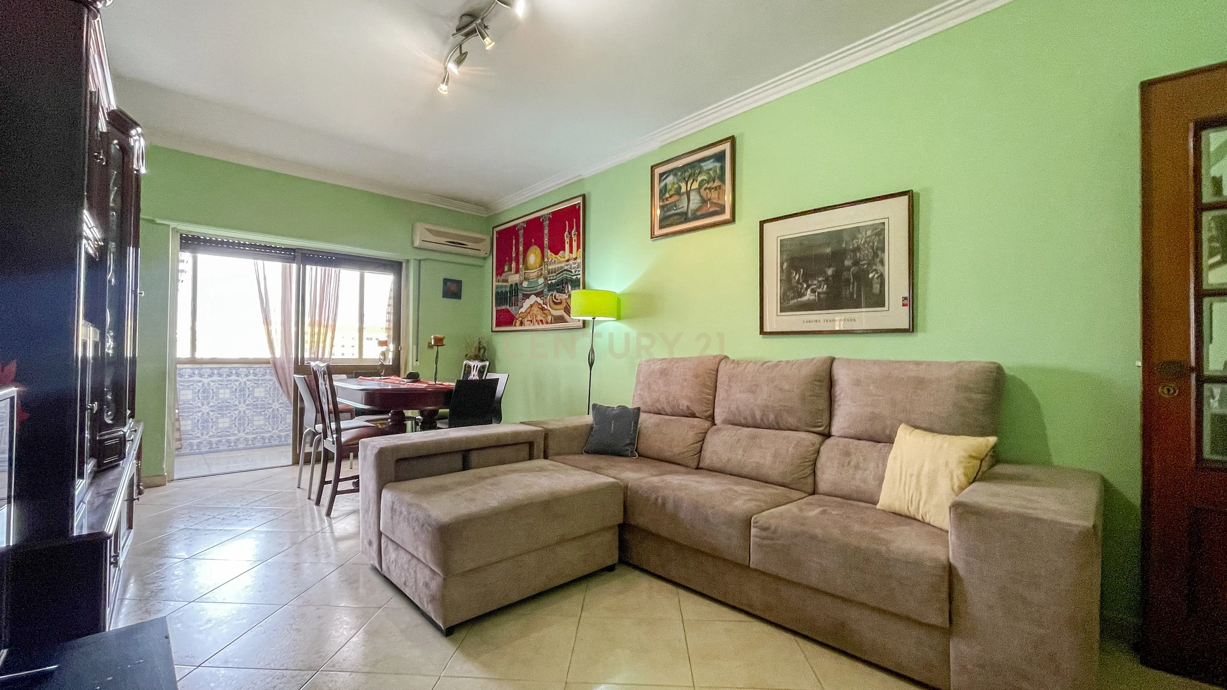 Apartamento T3 - Casal do Chapim - Odivelas - Garagem - Arrecadação - Image 4